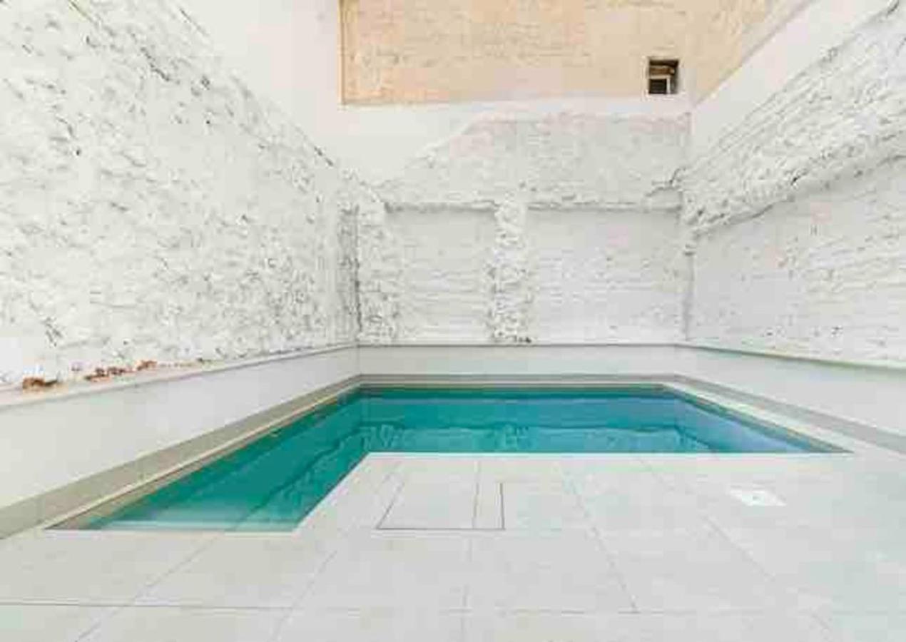 Apartamentos Breton 17 Suite Familiar Alicante Exterior foto